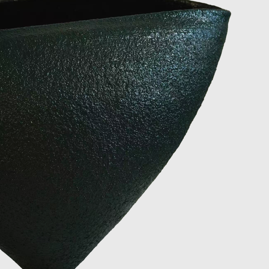 Obsidian Peak Vessel