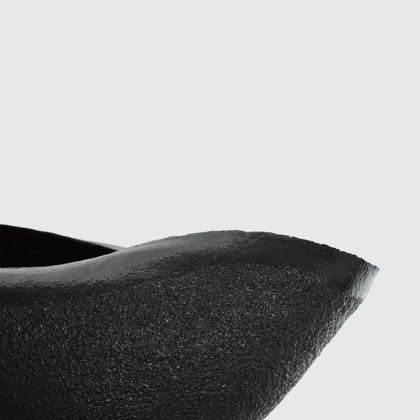 Obsidian Curve Vessel
