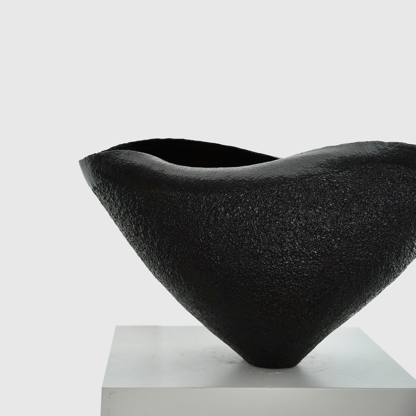 Obsidian Curve Vessel